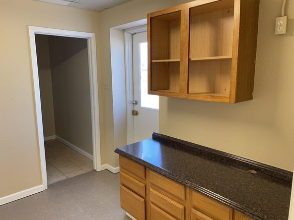 Warehouse with office space For Lease: 1223 Industrial Dr, New Braunfels, TX 78130